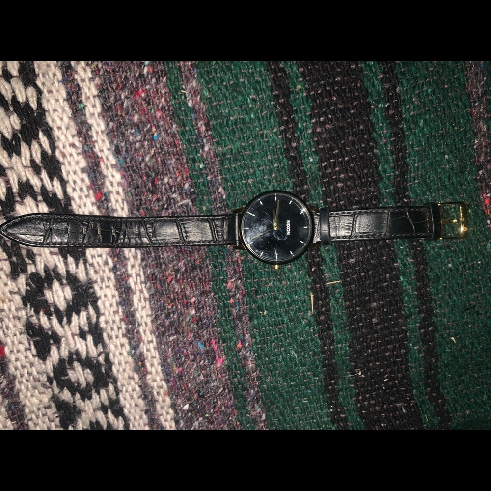 NIXON WATCH